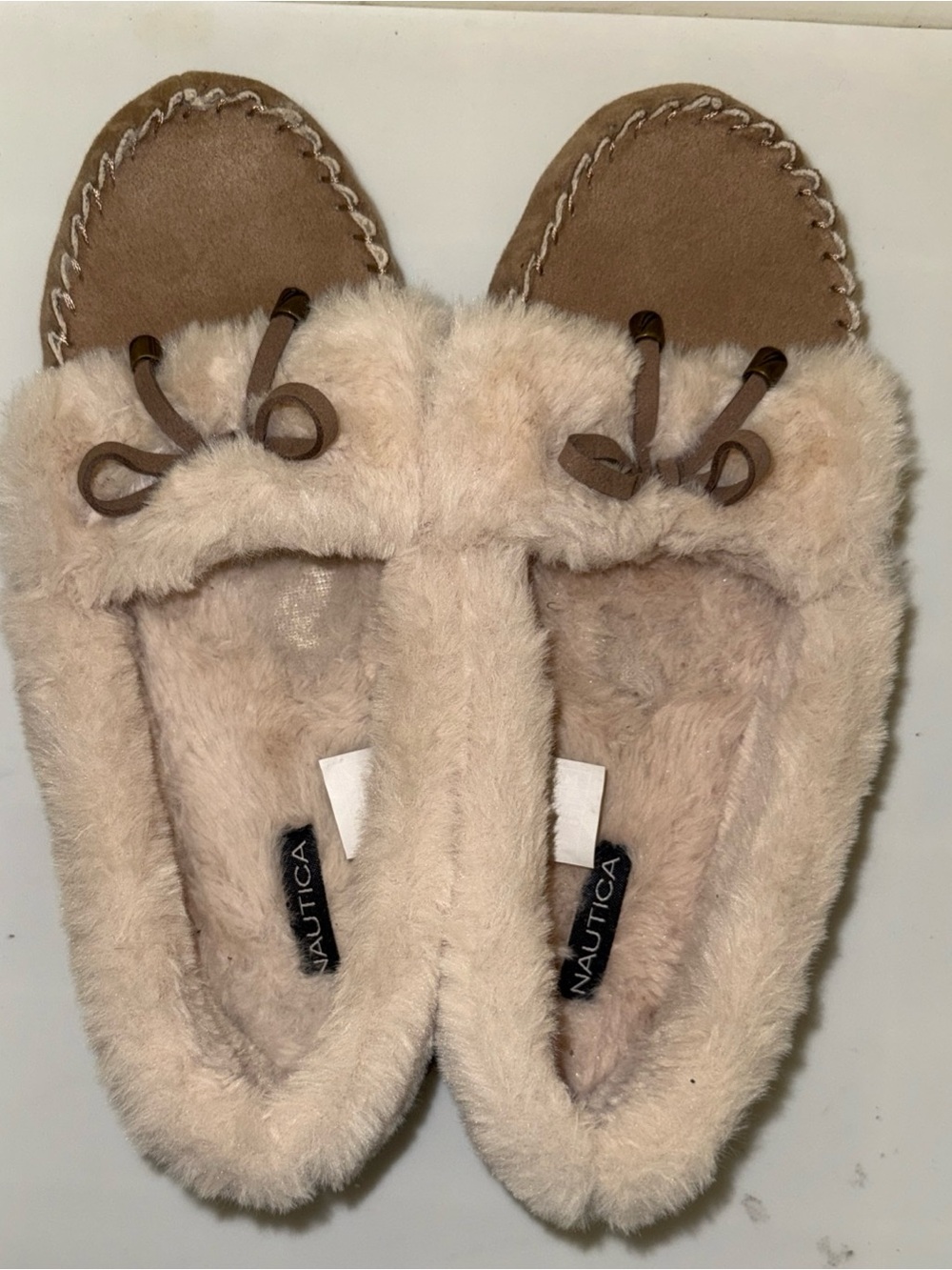 Nautica Faux Fur Moccasin Slippers in Light Beige